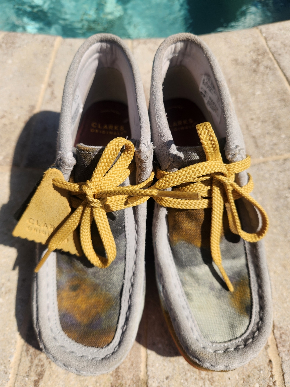 Clarks Wallabee Boot Kids Youth 1.5W Tie Dye Gray Yellow Lace Up